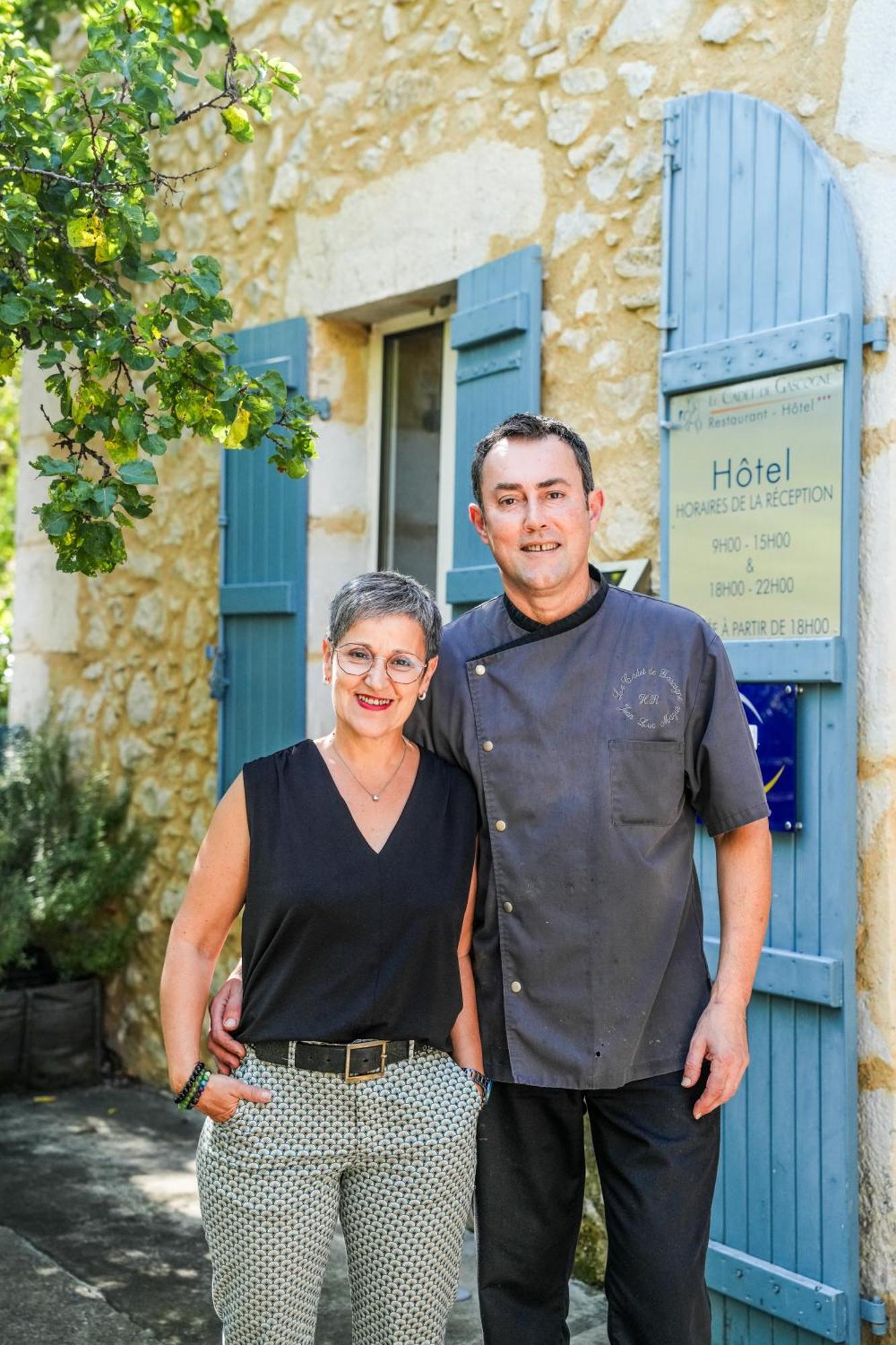 Logis Hotel & Restaurant Le Cadet De Gascogne Saint-Justin  Экстерьер фото